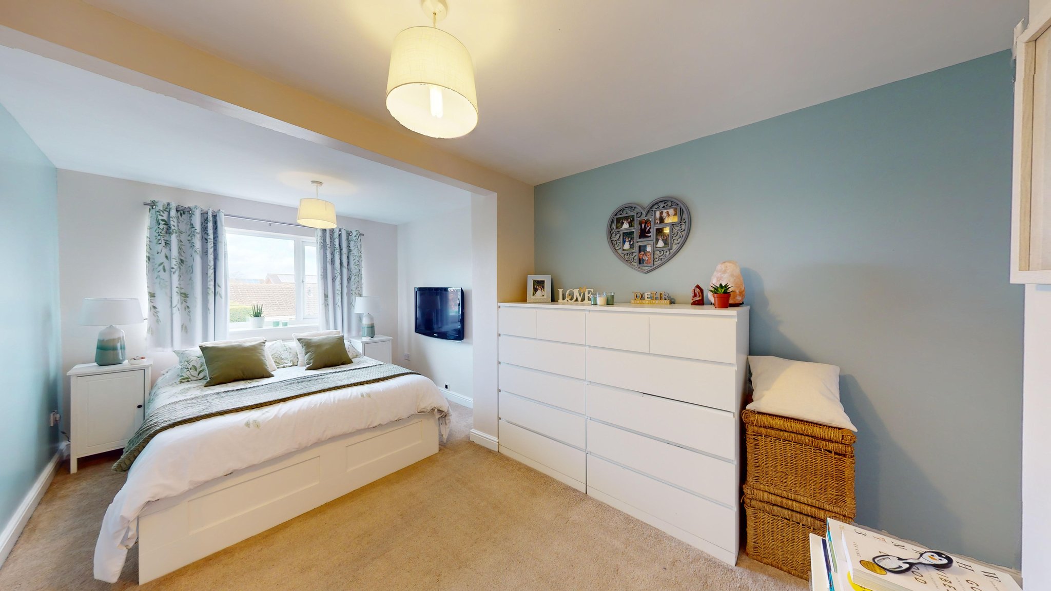 4 bedroom semidetached house for sale, Whitton Close, Bessacarr