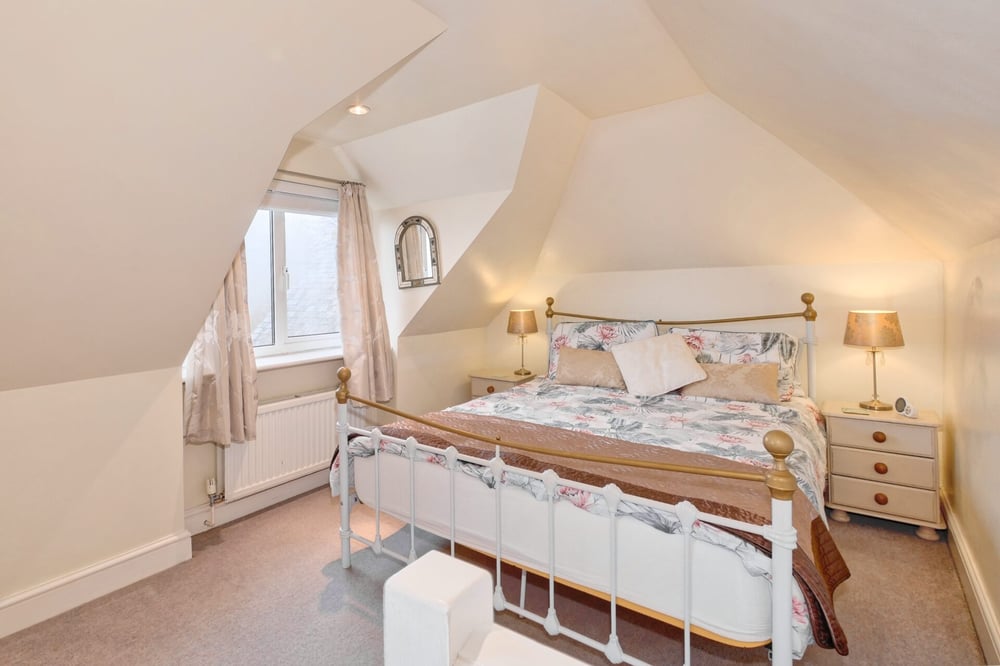 Property Details for Maynards Green East Sussex TN21 0DD Crane and Co Estate Agents