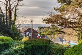 Warwick View | Thumbnail