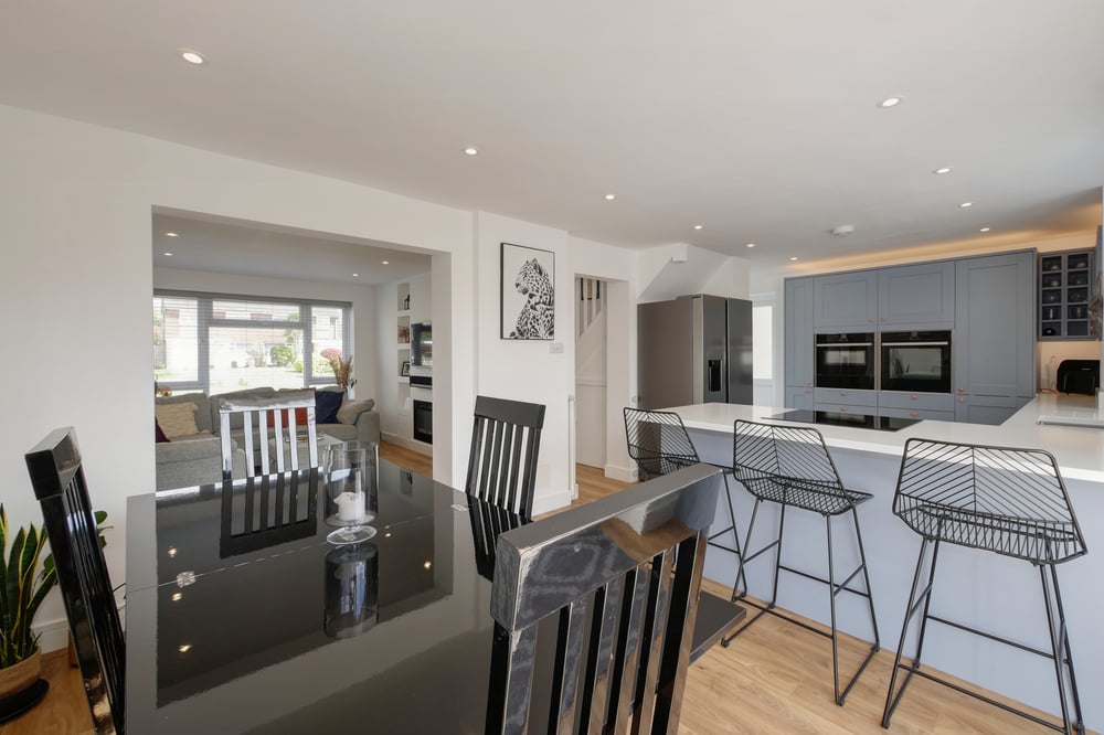 Property Details for Anglesey Avenue Hailsham East Sussex BN27 3BH