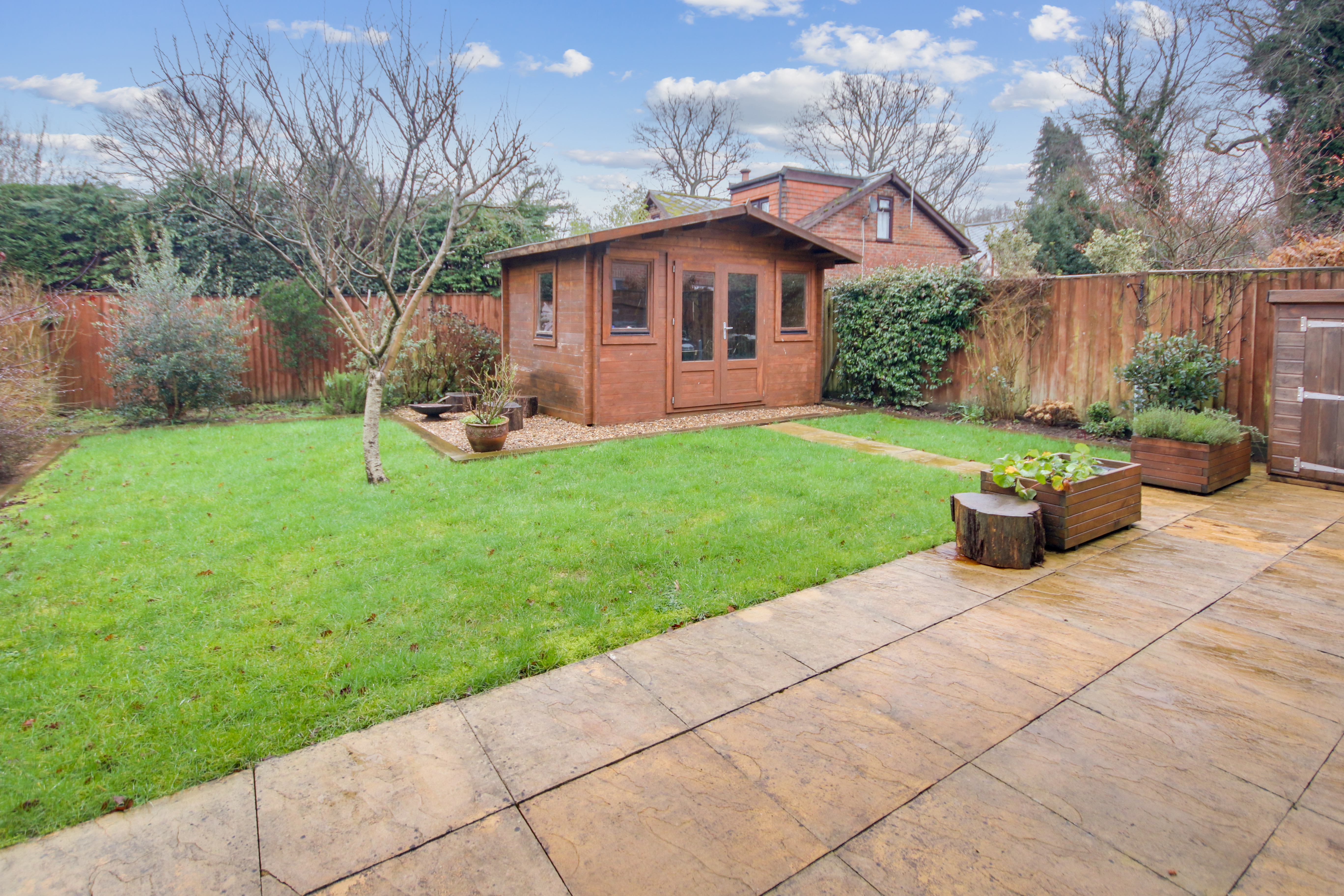 Wychwood Place, Crawley, West Sussex