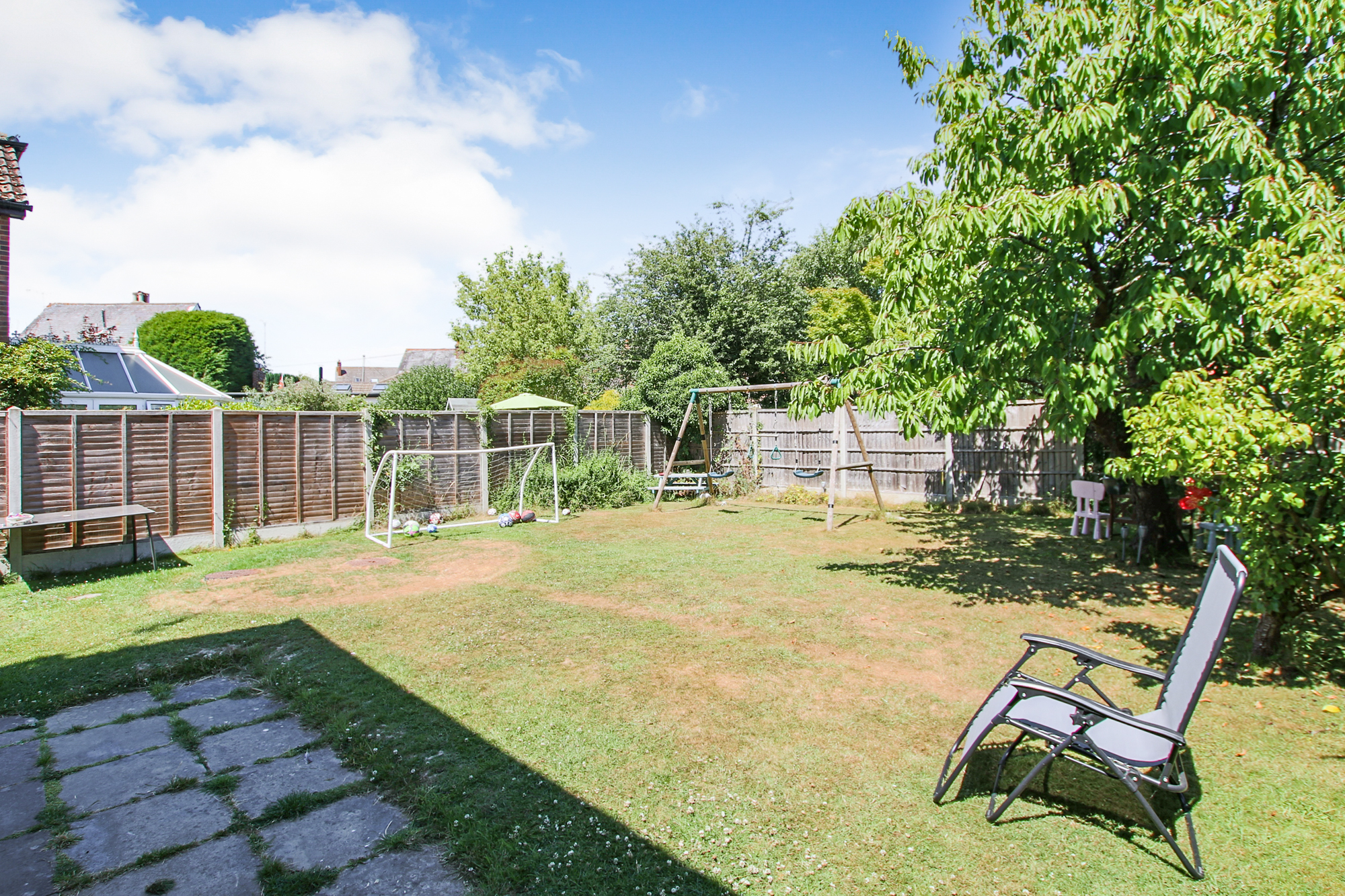 Lincolns Mead, Lingfield, Surrey