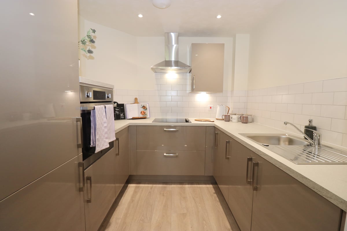 Yates Lodge, Victoria Road, Farnborough, GU14 7PN