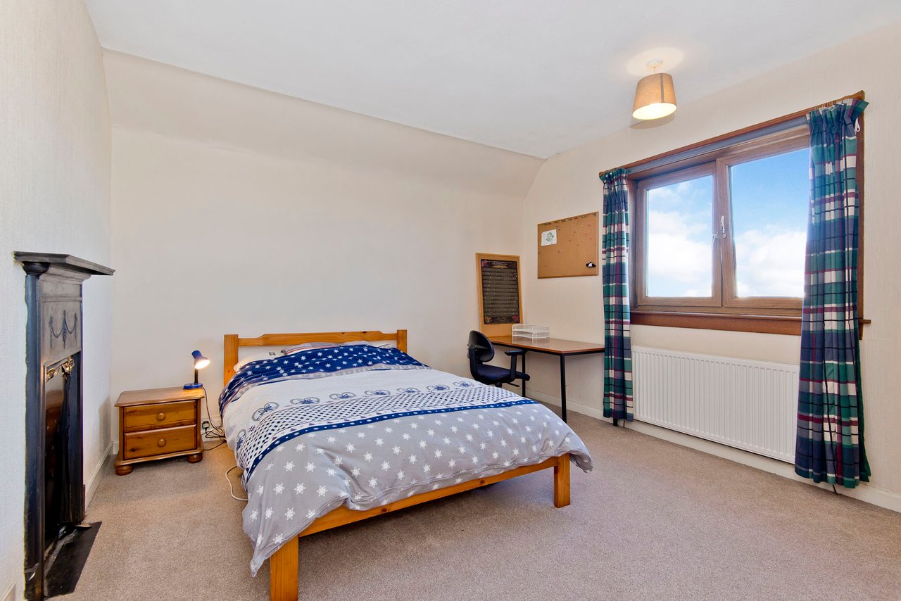 Flat for sale in St Andrews 237 Lamond Drive, St Andrews Thorntons