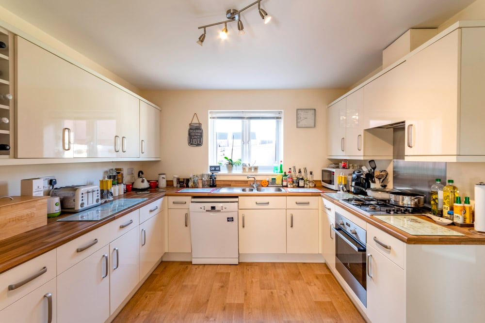 Blue Albion Street, Retford, DN22 7WZ