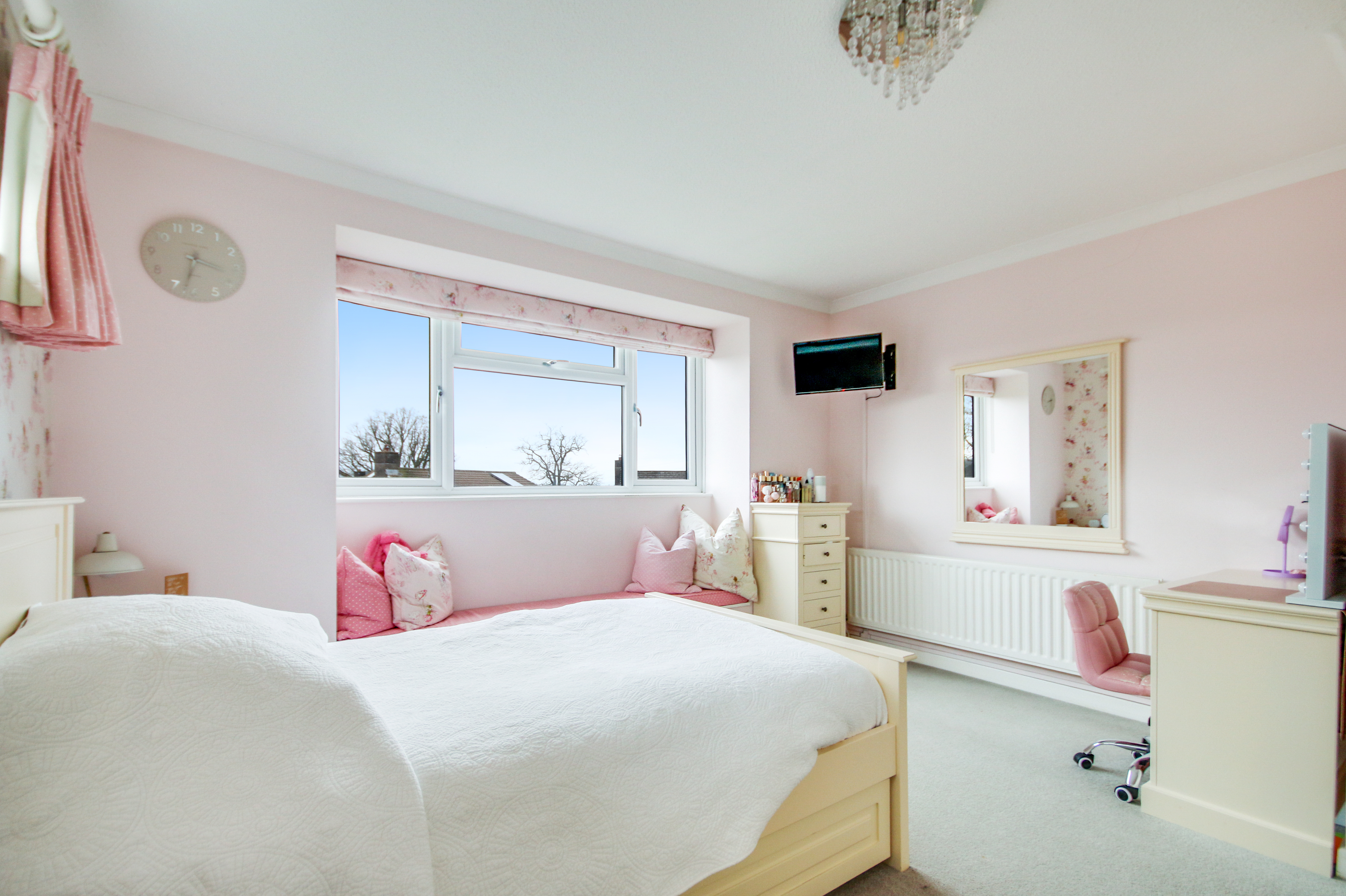 Hill House Close, Turners Hill, West Sussex