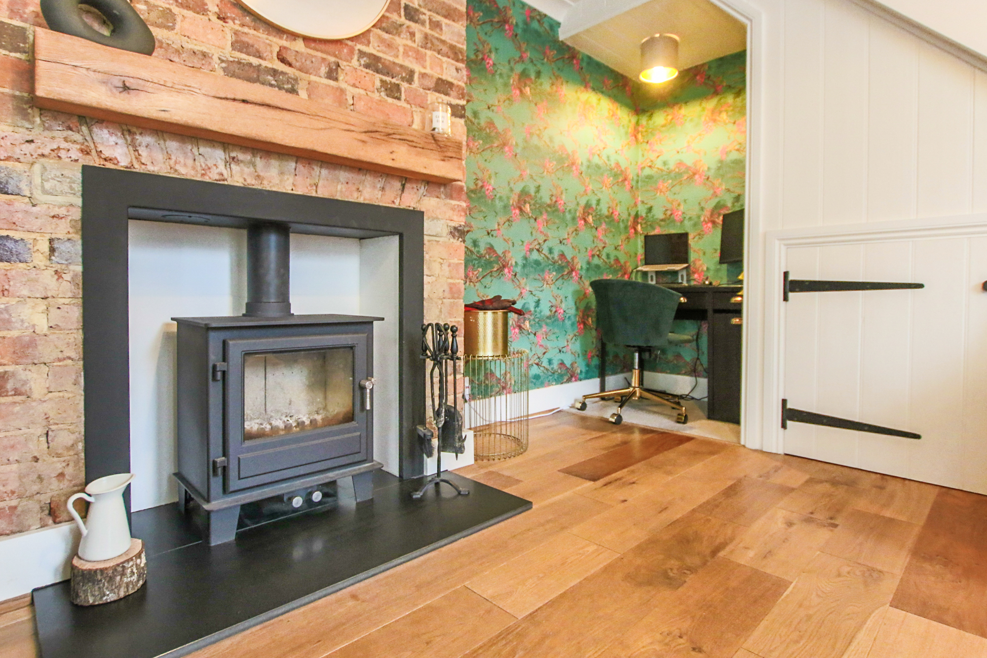 Providence Cottages, Turners Hill Road