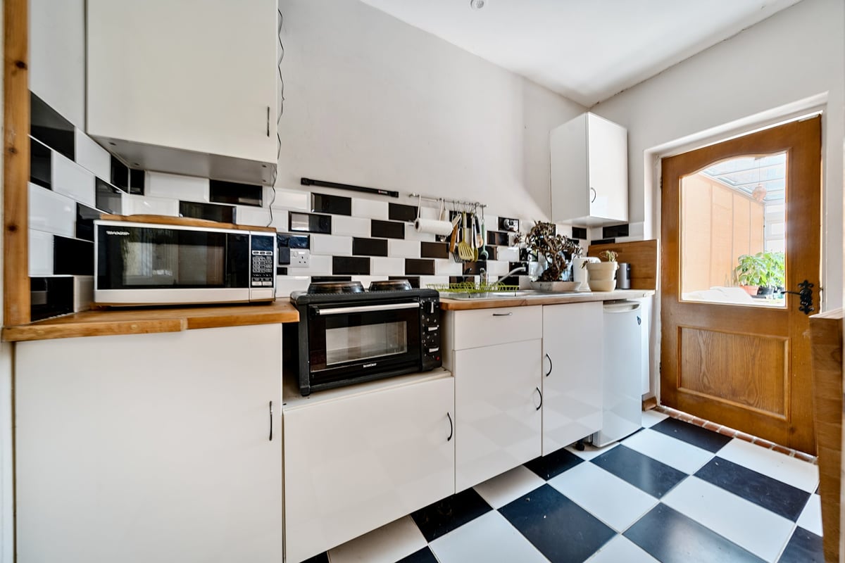 Actons Cottage, Buckholt Lane, Bexhill-on-Sea, TN39 5AX