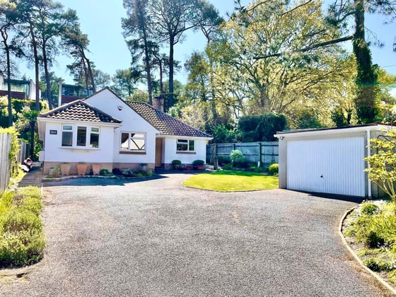 Lilliput Road, Lilliput, BH14