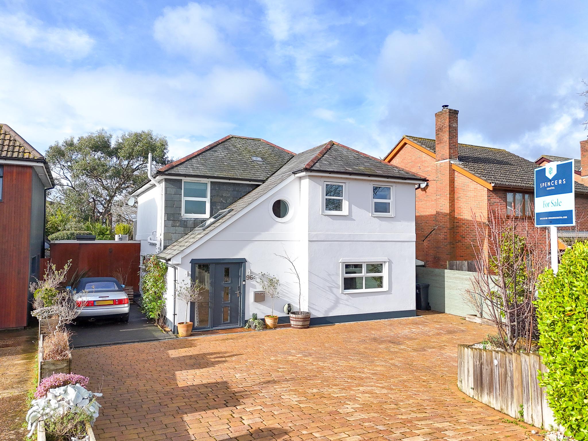 Burton, Christchurch