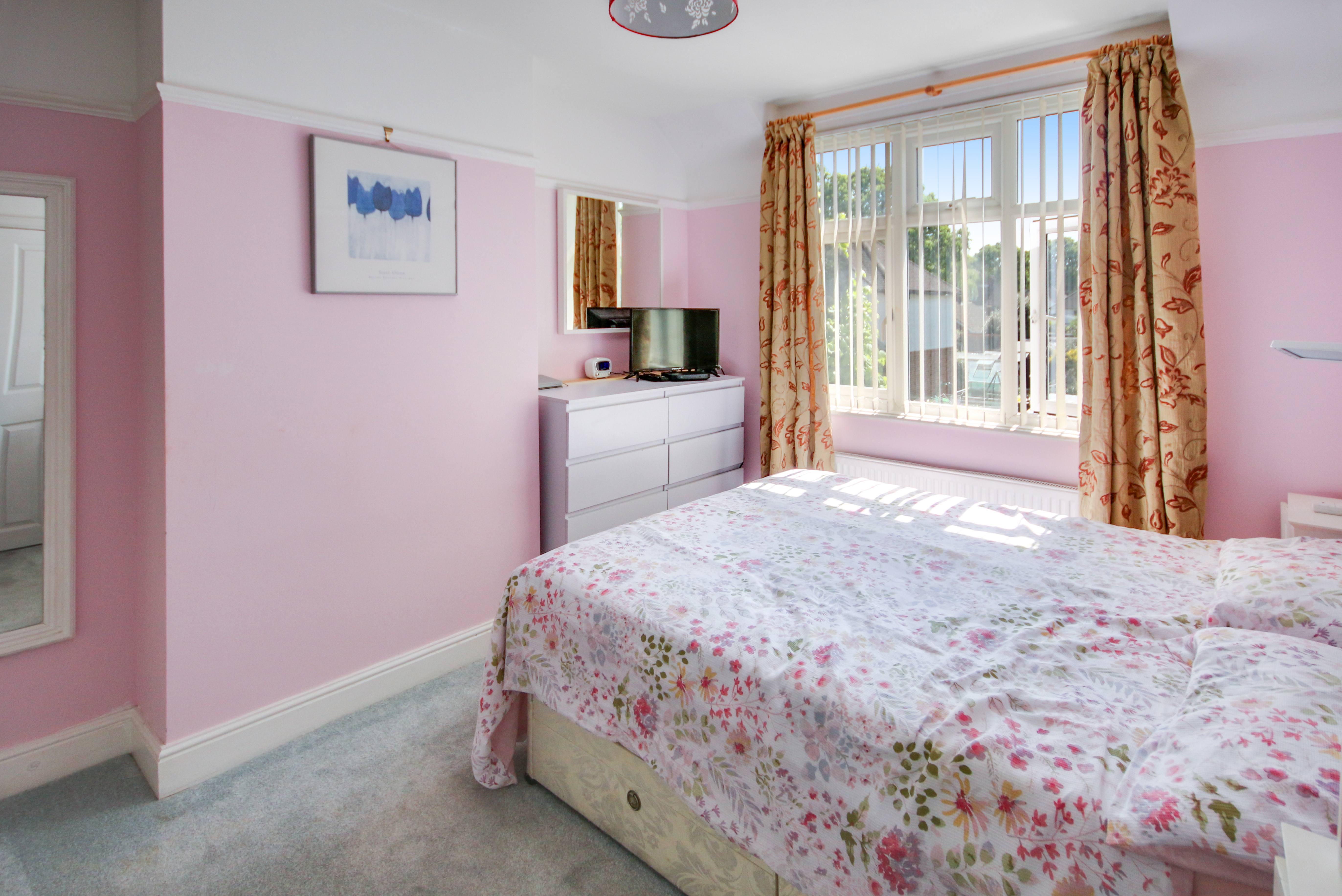 Knole Grove, East Grinstead, West Sussex