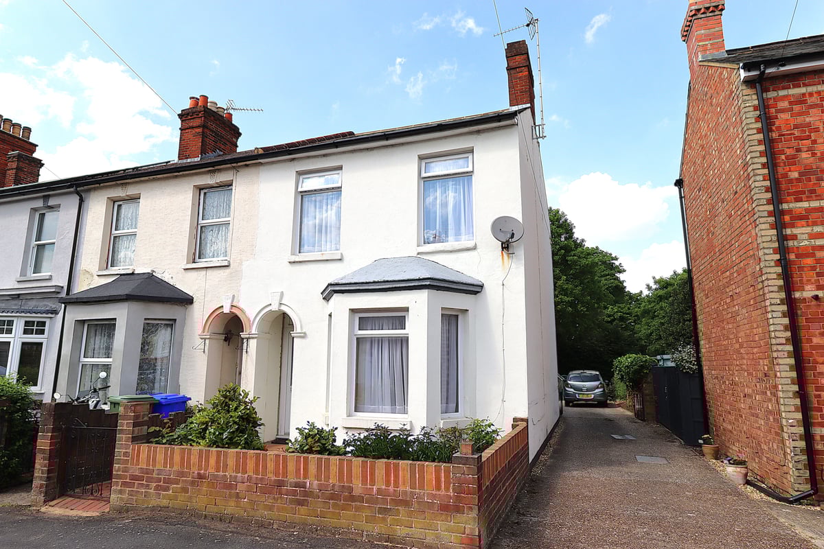  Cross Street, FARNBOROUGH, GU14 6AB