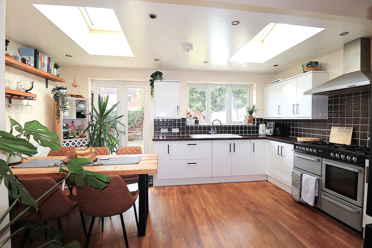 Chamomile Gardens, Farnborough, GU14 9XY