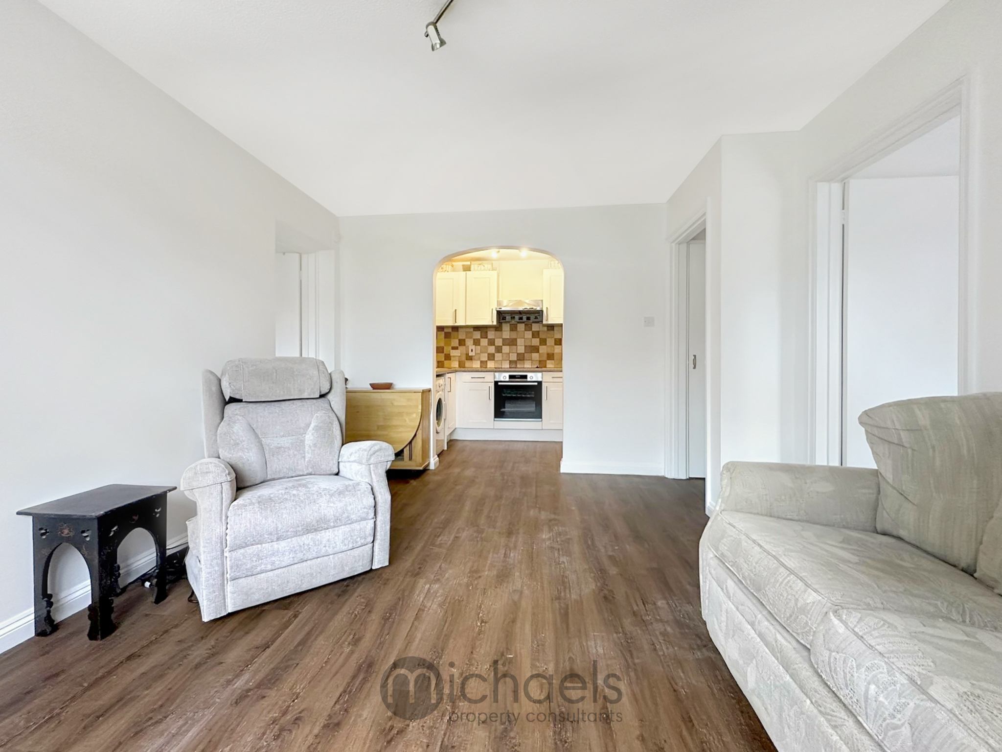 Moreland Court Flat 8 Glenway Close