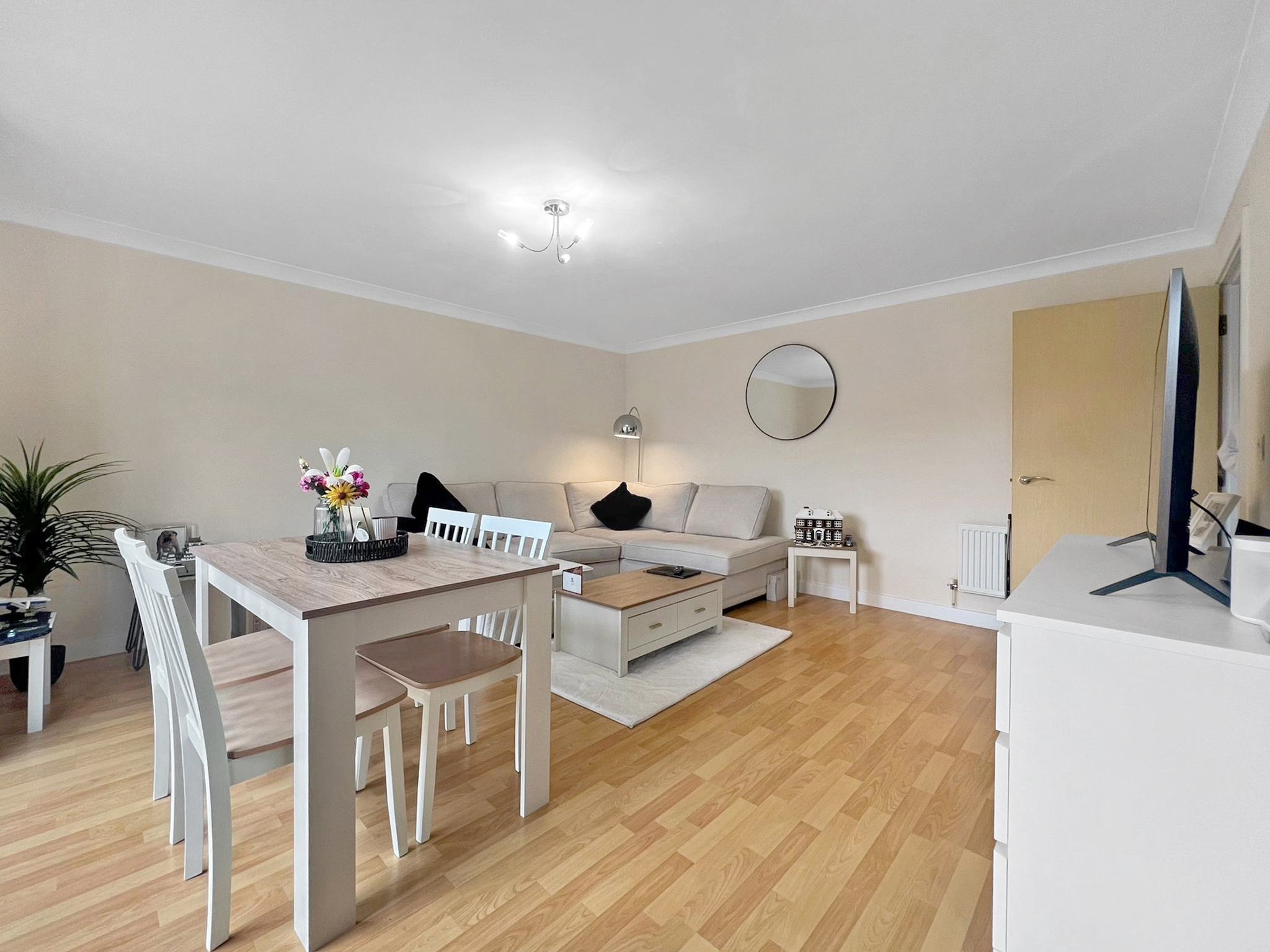 Thirty Eight (Full Share) Sheepen Place