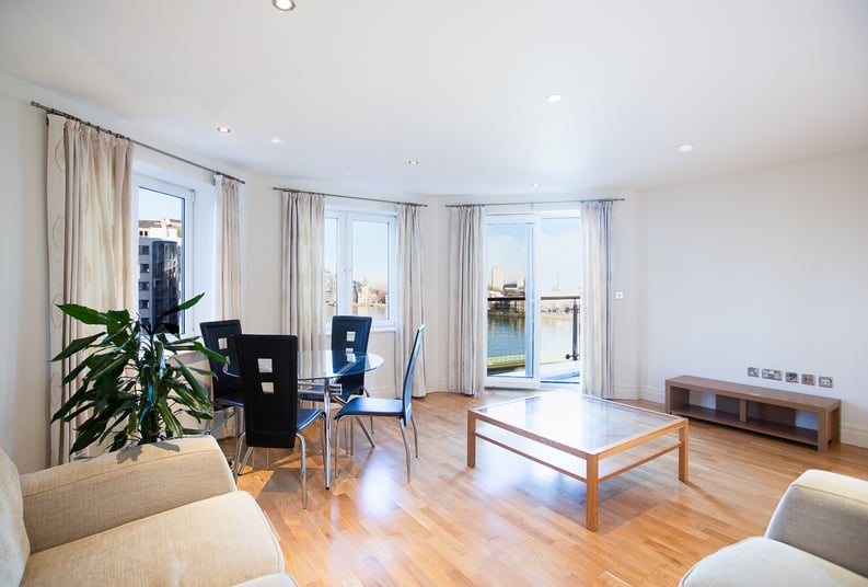 2 bedroom(s) apartment to sale in Imperial Wharf, London-image 6