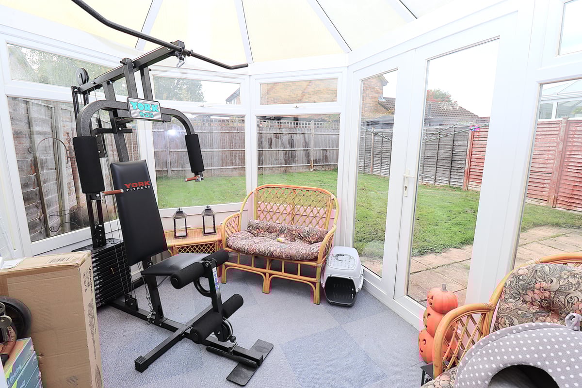 Palmerston Close, Farnborough, GU14 0RL