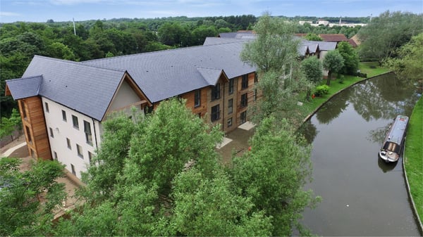Waterside House, Peartree Bridge, MILTON KEYNES, Buckinghamshire Image