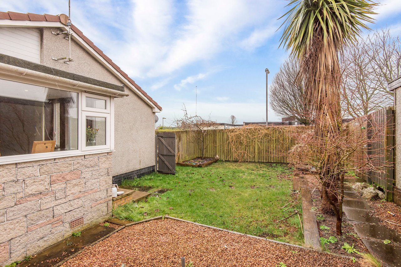 Detached Bungalow for sale in St Andrews 7 Hayston Park, Balmullo, St