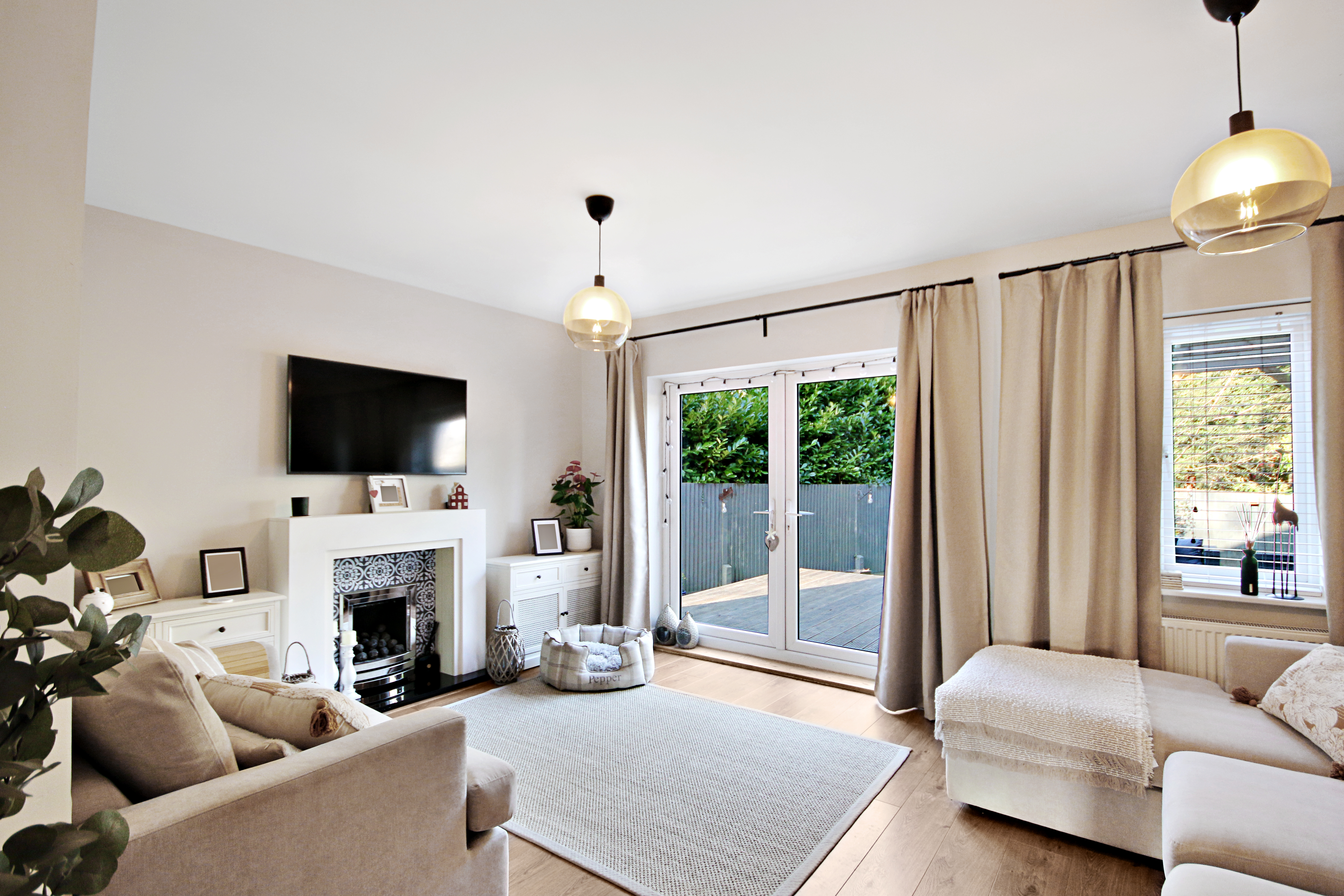 Rowplatt Close, Surrey