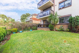 Warwick View | Thumbnail