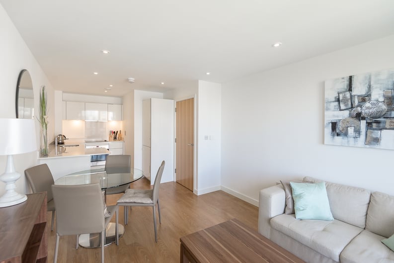 1 bedroom(s) apartment to sale in Seven Sea Gardens, Poplar, London-image 6