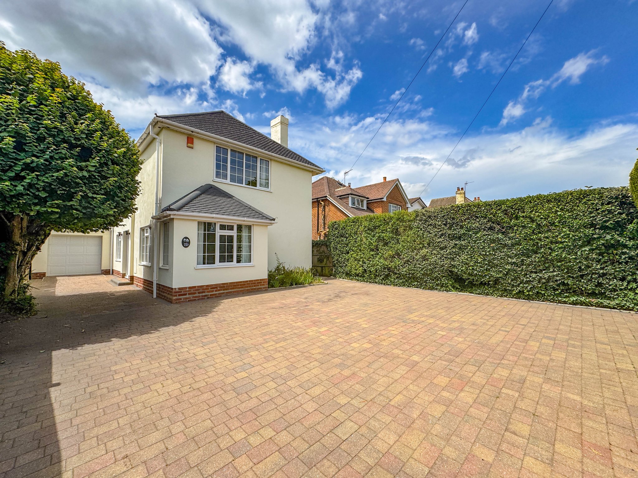 Oakley Hill, WIMBORNE