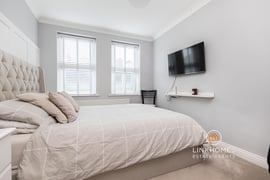 Oakwood House | Thumbnail