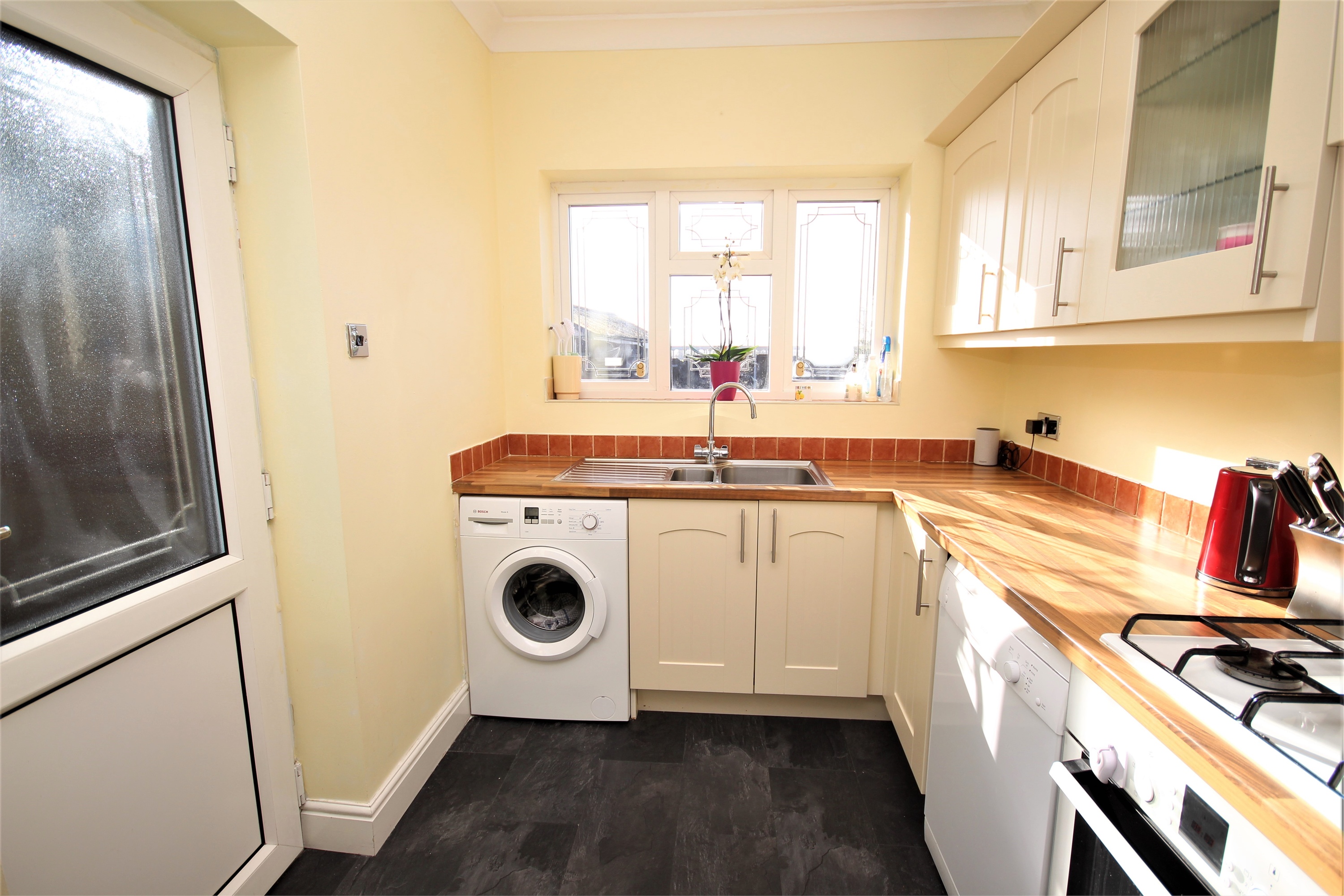 Plot for sale in Kent View, Wennington Road, Rainham, RM13