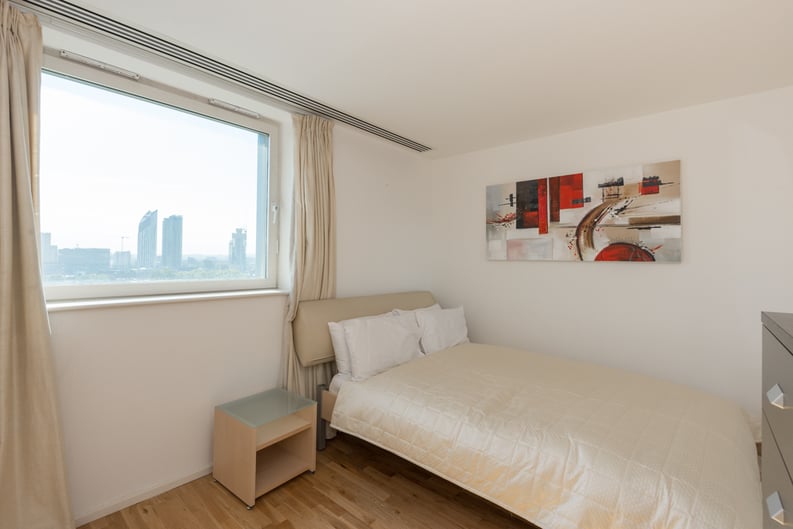 2 bedroom(s) apartment to sale in Westminster Bridge Road, Lambeth, London-image 6