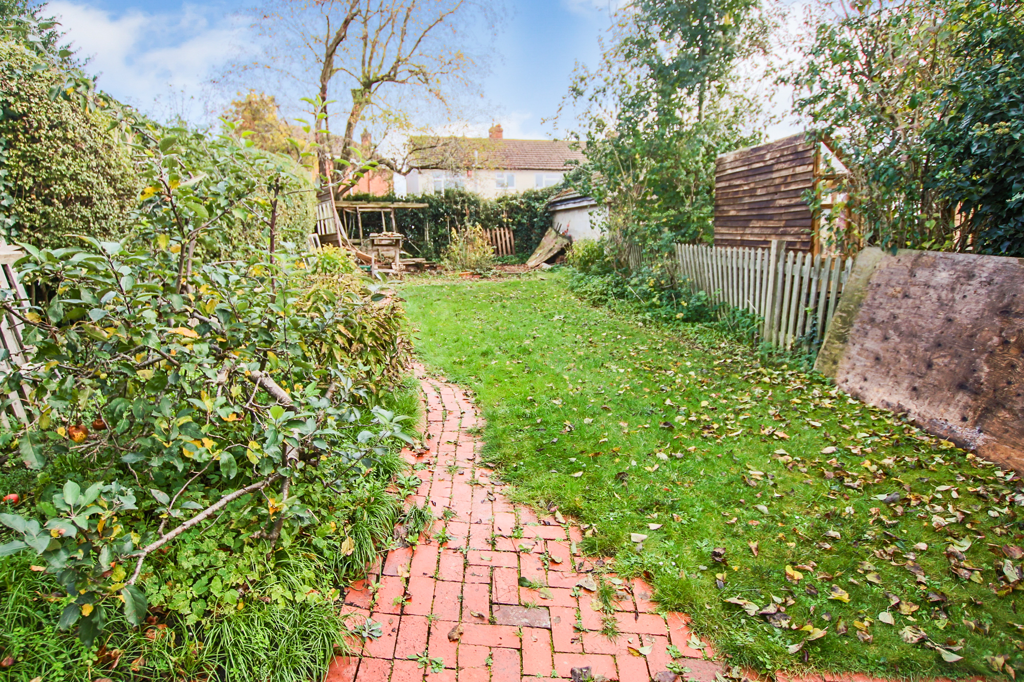 Brookhill Road, Copthorne, West Sussex