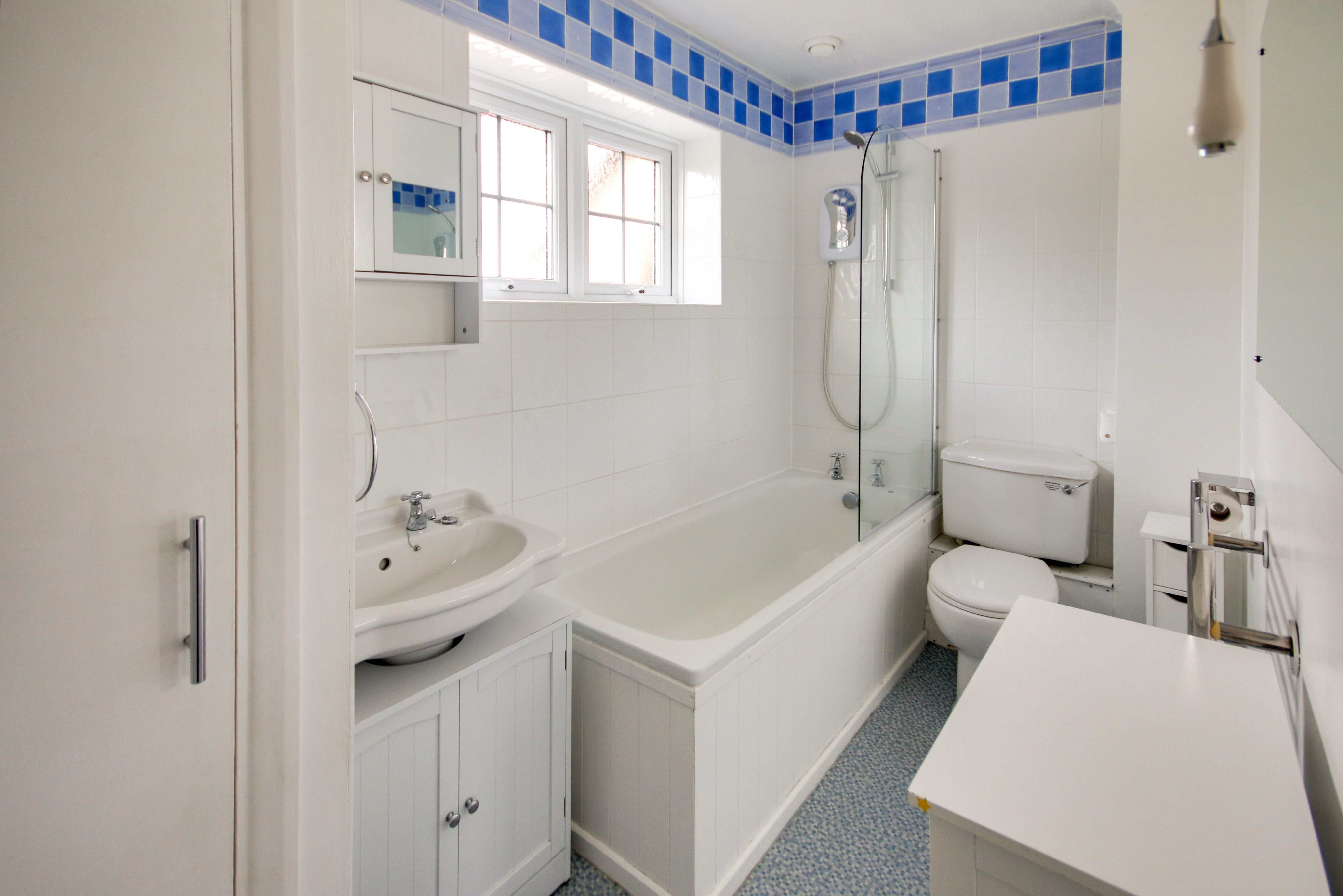 Woodbury Avenue, East Grinstead, West Sussex