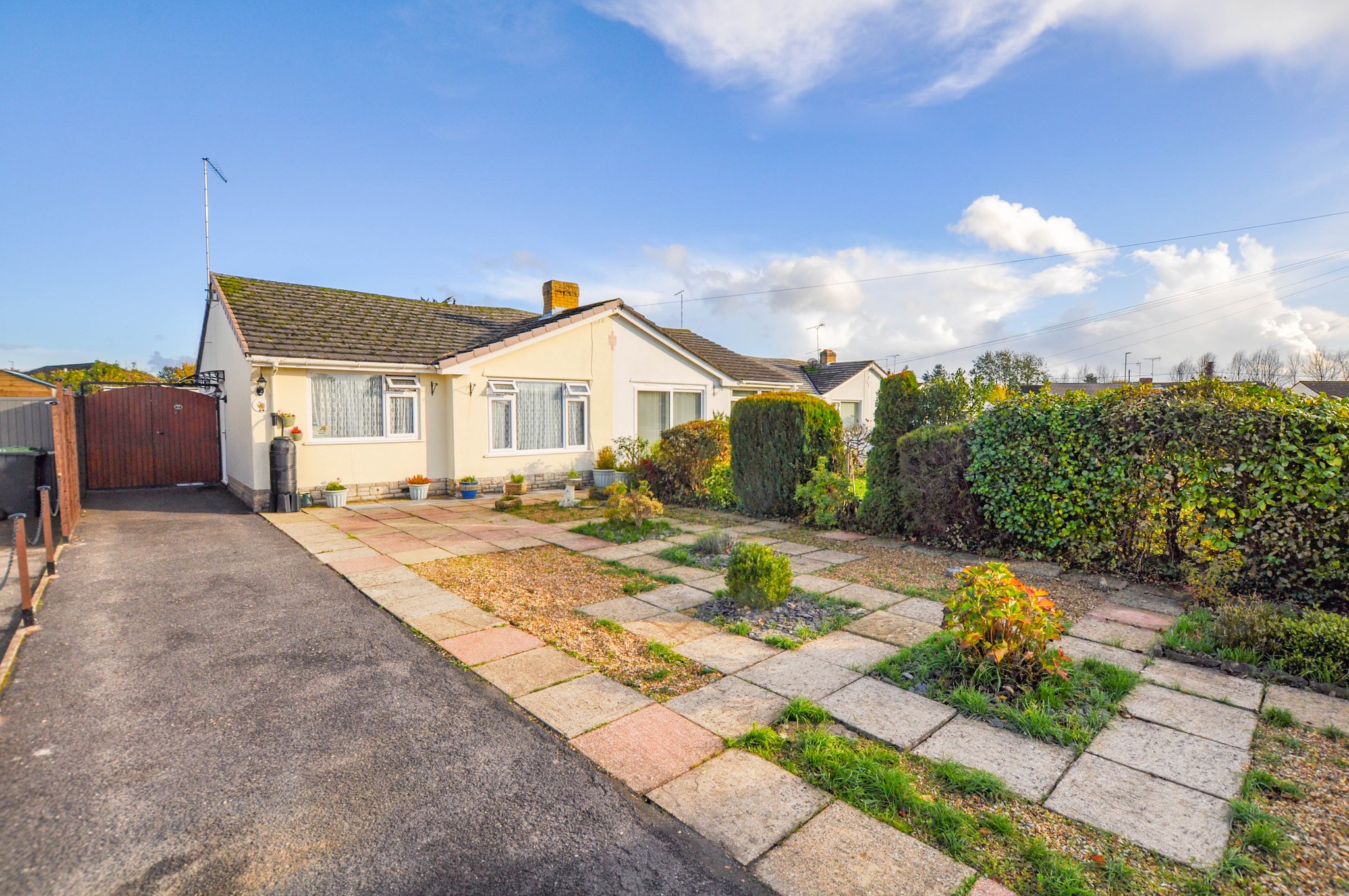 Martindale Avenue, Wimborne Fisks