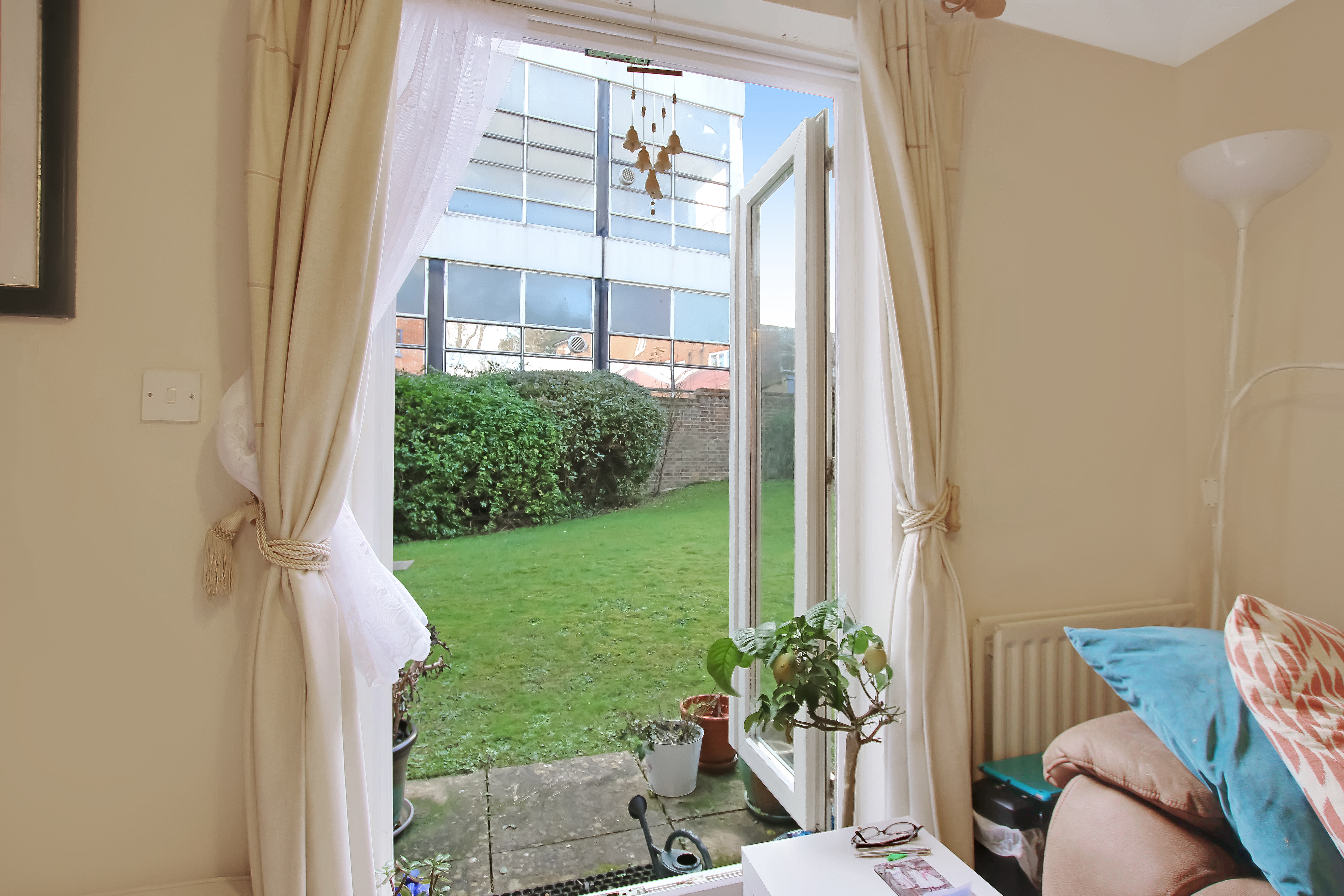 London Road, East Grinstead, West Sussex