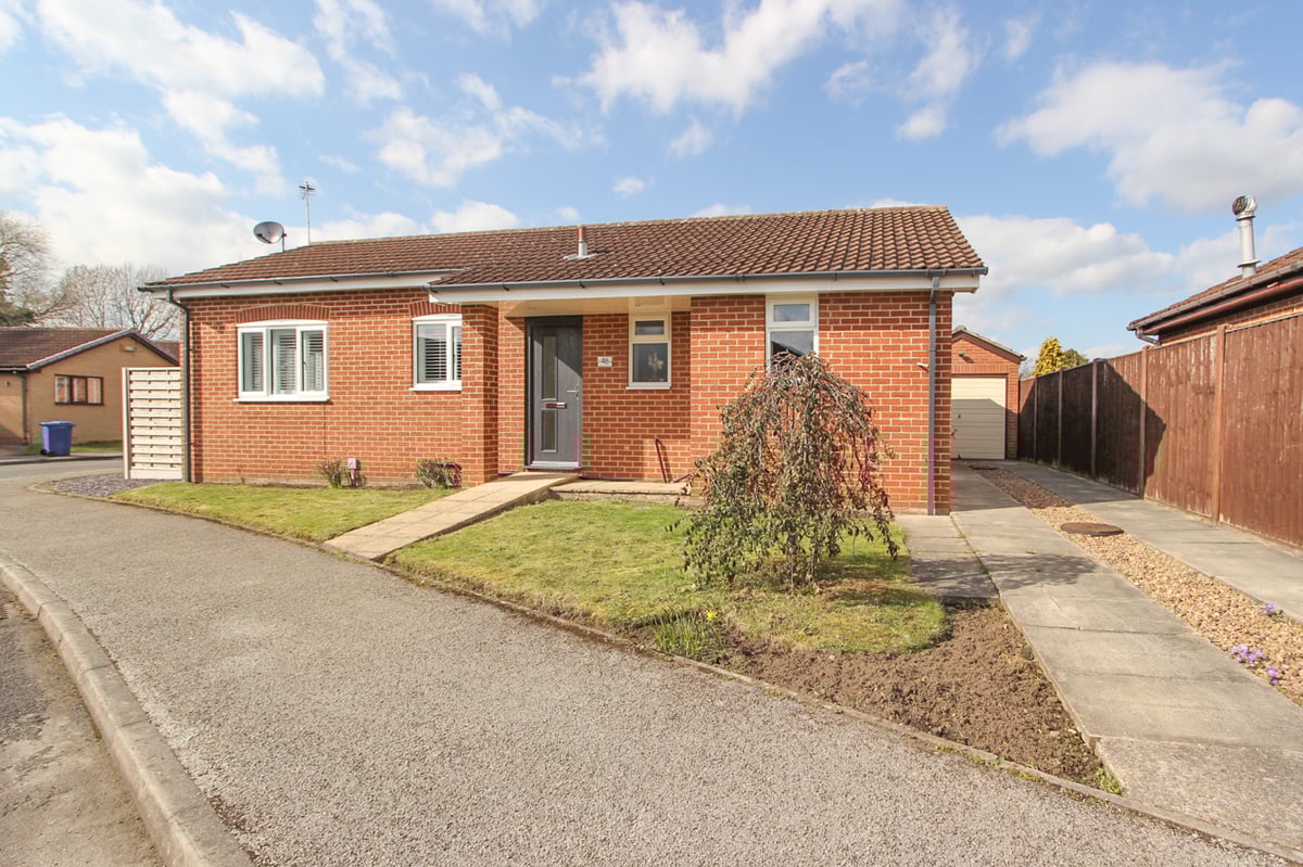 3 bedroom detached bungalow for sale, Clayworth Drive, Bessacarr