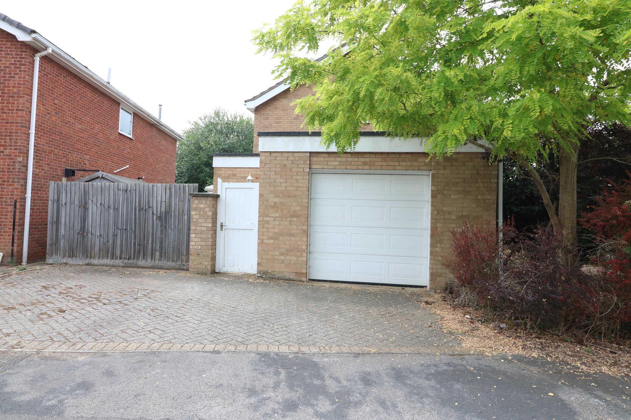 Kesteven Drive, Market Deeping Briggs Residential