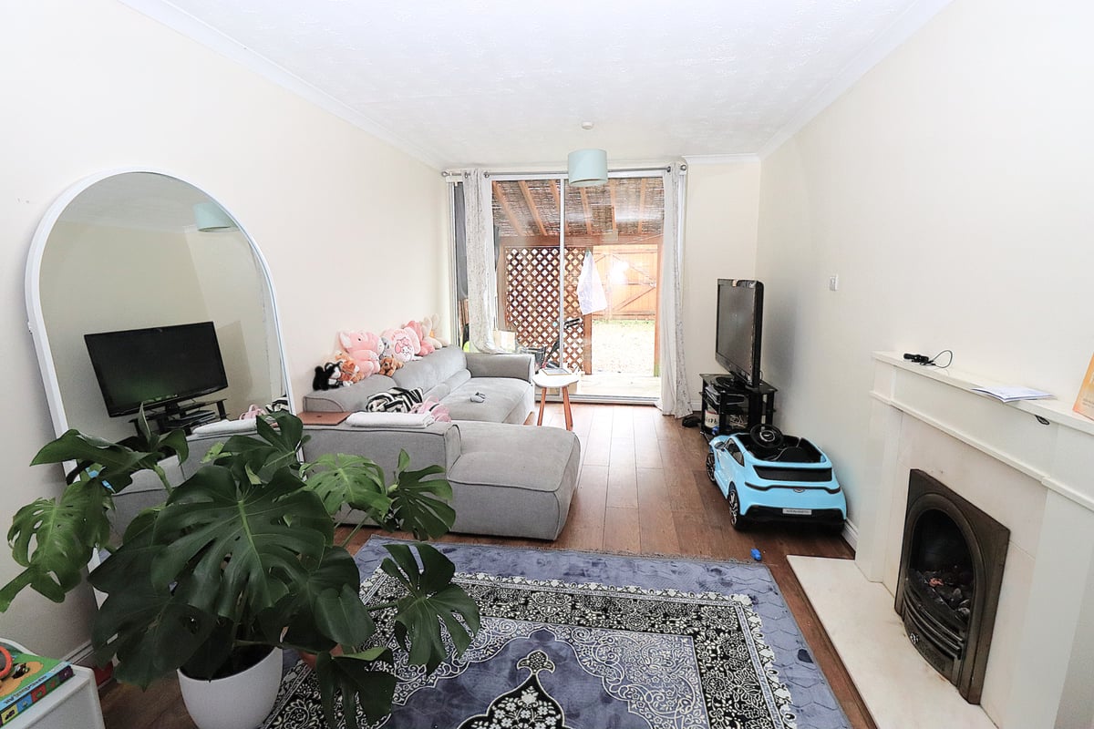 Austen Road, Farnborough, GU14 8LQ