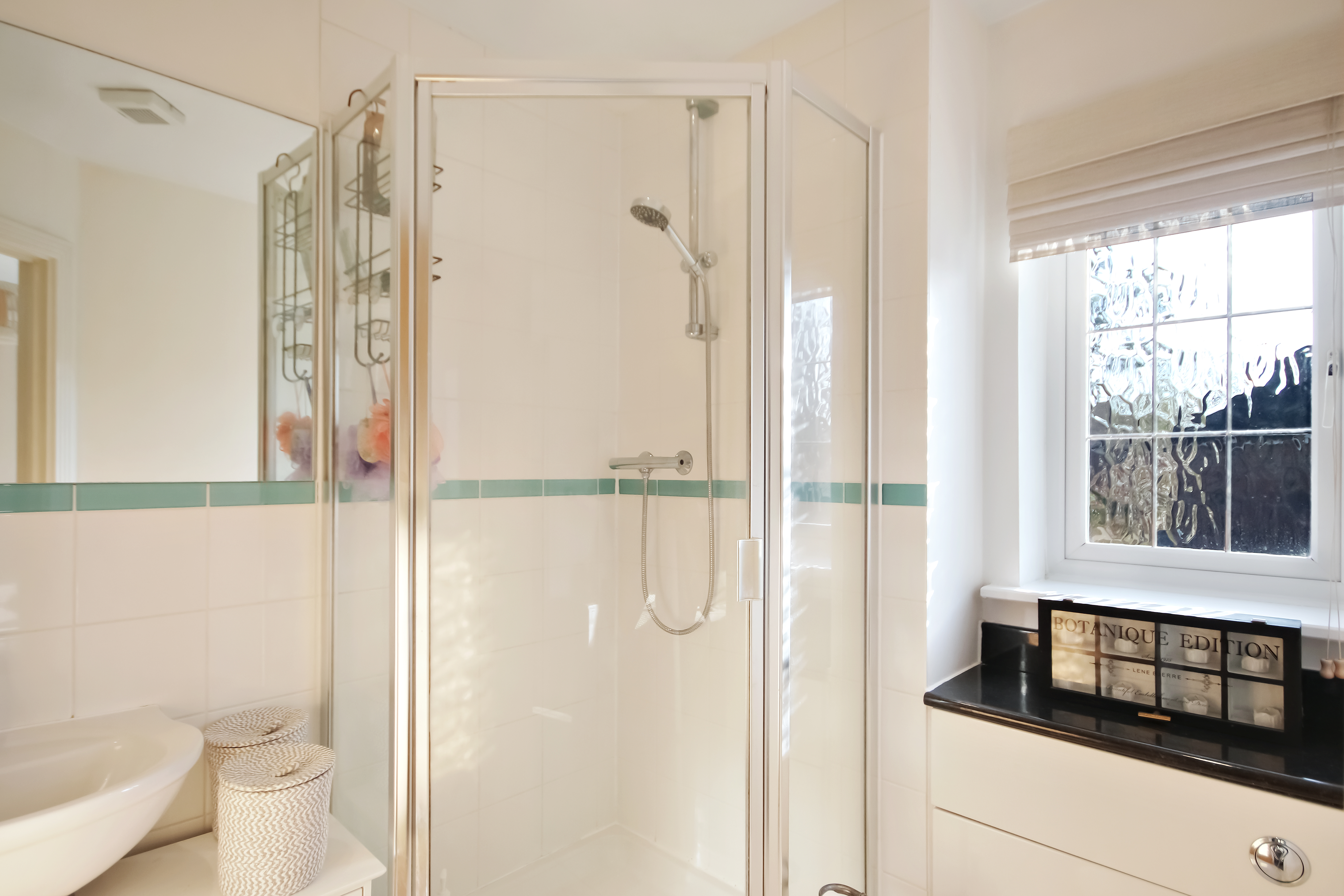 Rowplatt Close, Surrey