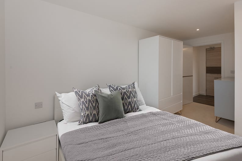 3 bedroom(s) apartment to sale in Whiting Way, Surrey Quays, London-image 10