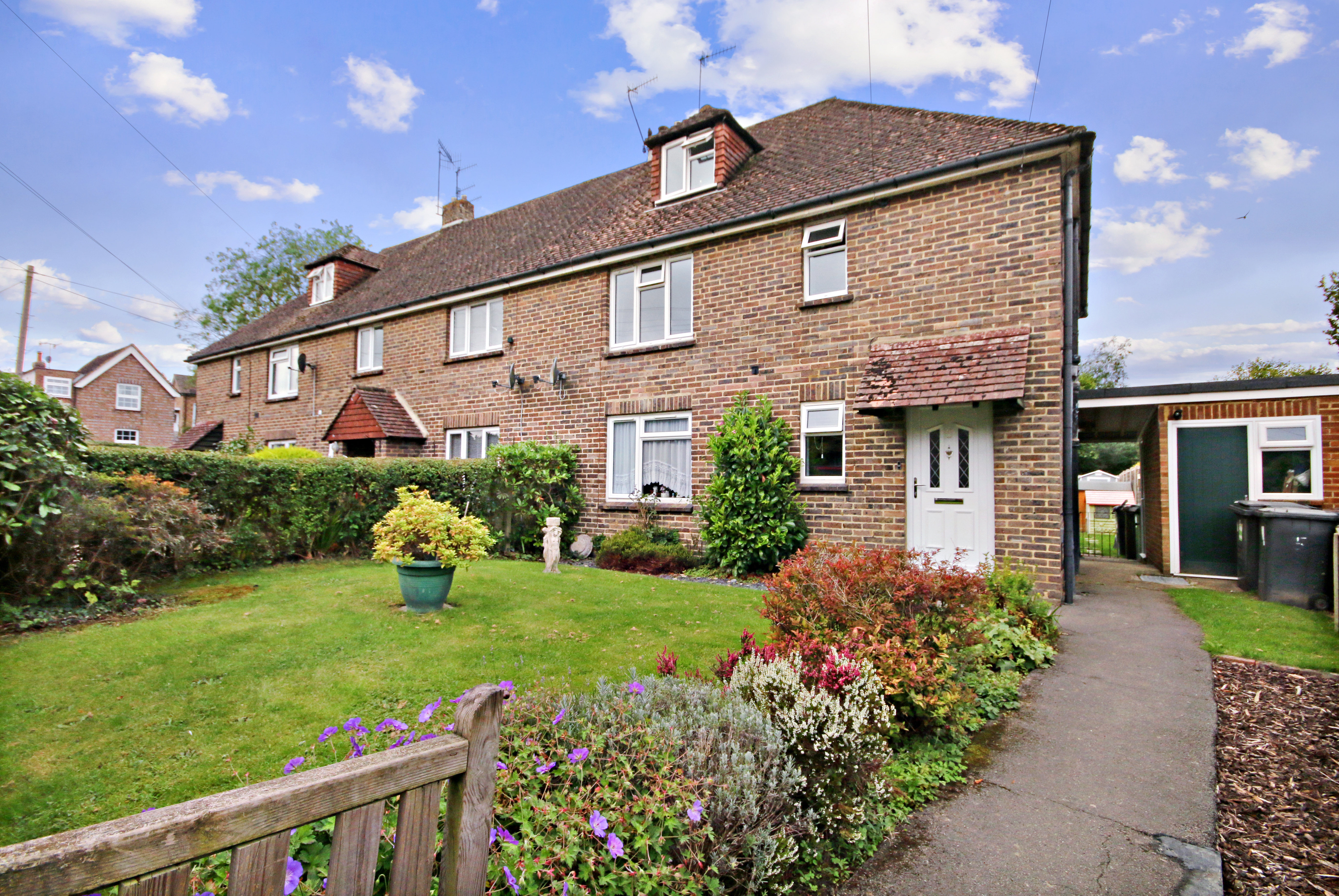 Stonedene Close, Forest Row