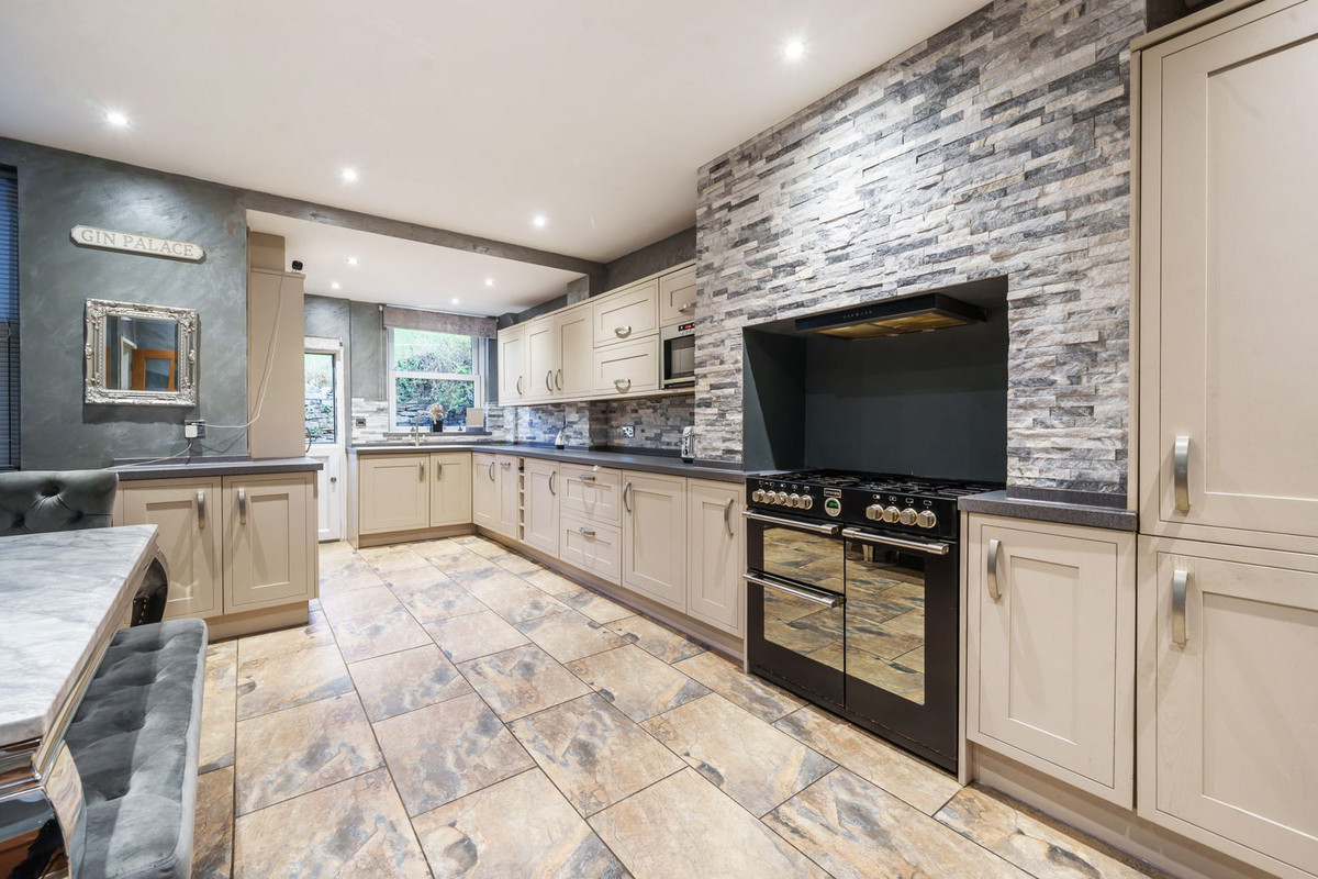 Alma Place, Accrington, BB5 2RR