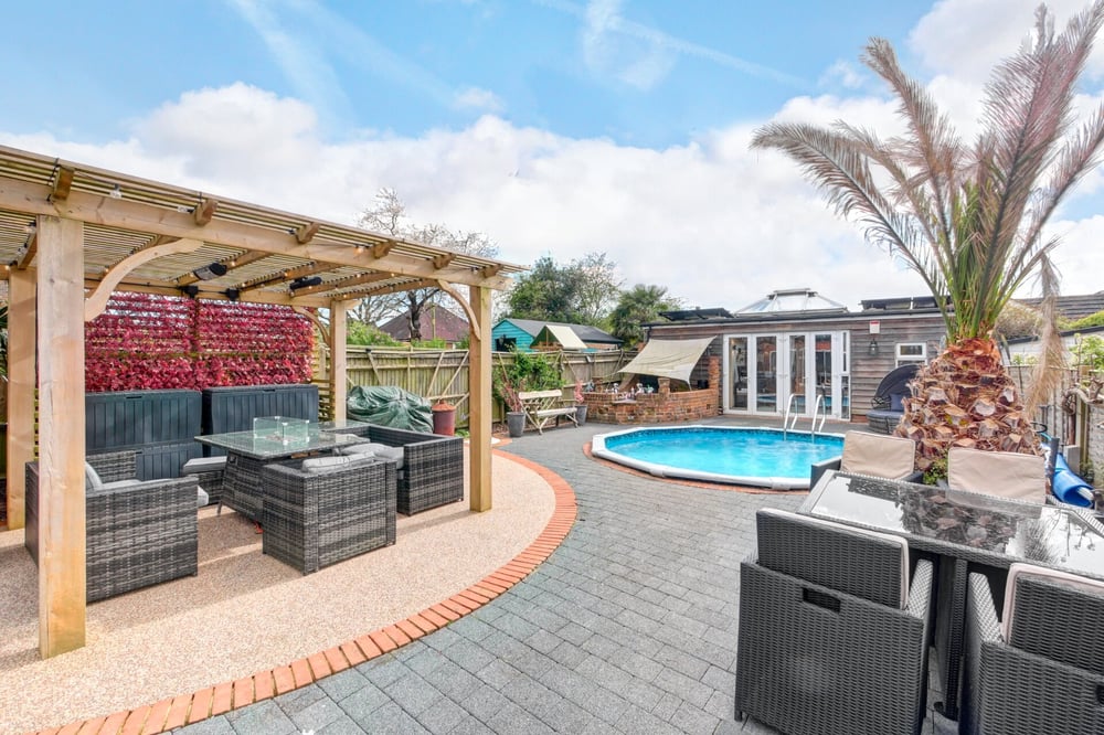 Property Details for Hawkswood Road Hailsham East Sussex BN27 1UN