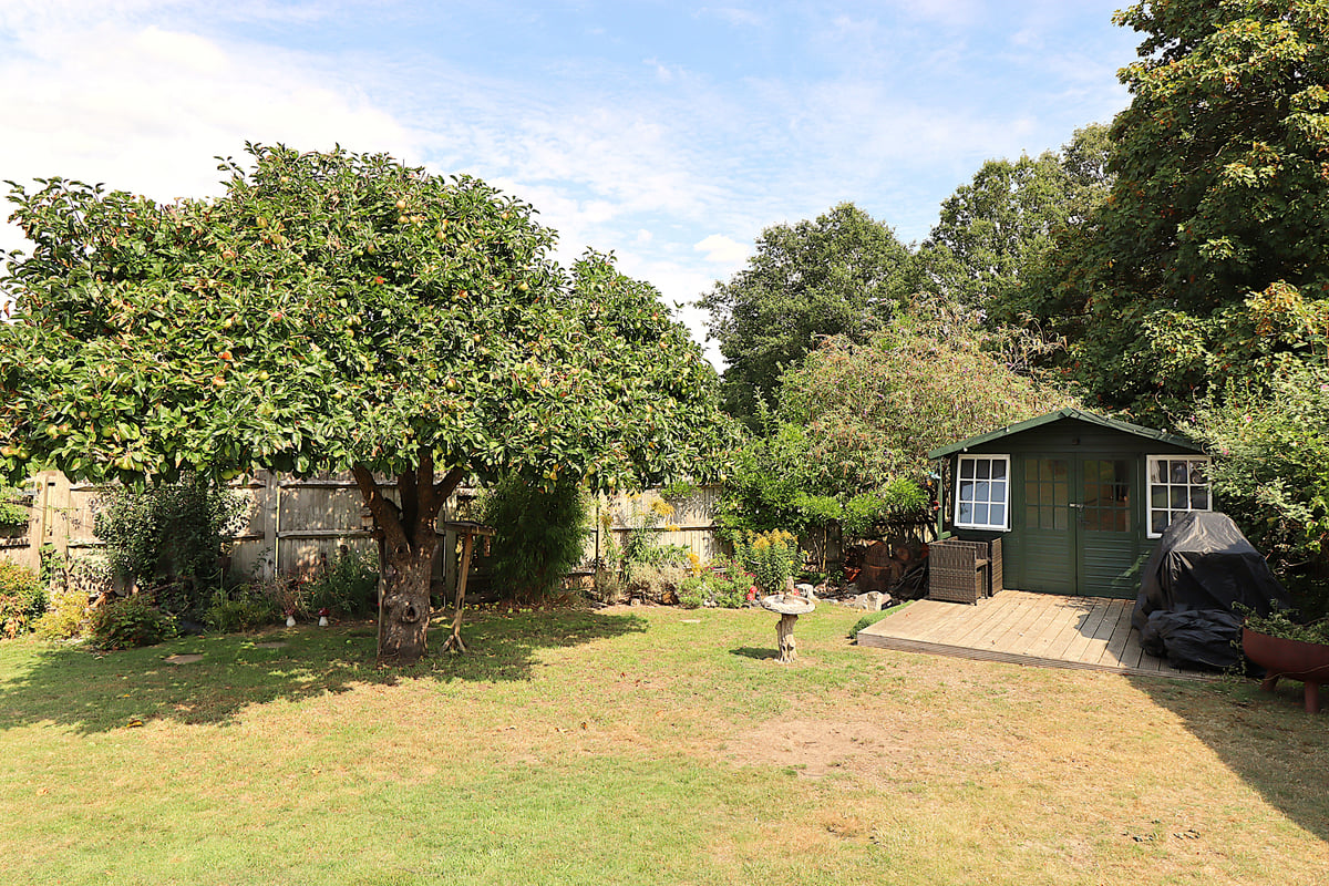 Cripley Road, Farnborough, GU14 9QA