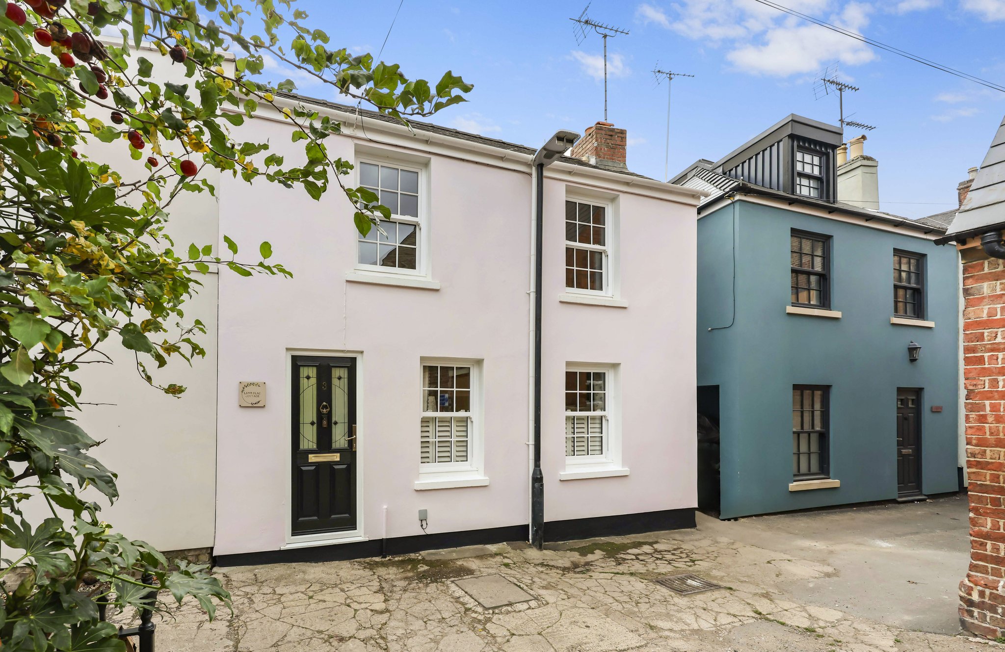 Chapel Lane, The Suffolks, Cheltenham