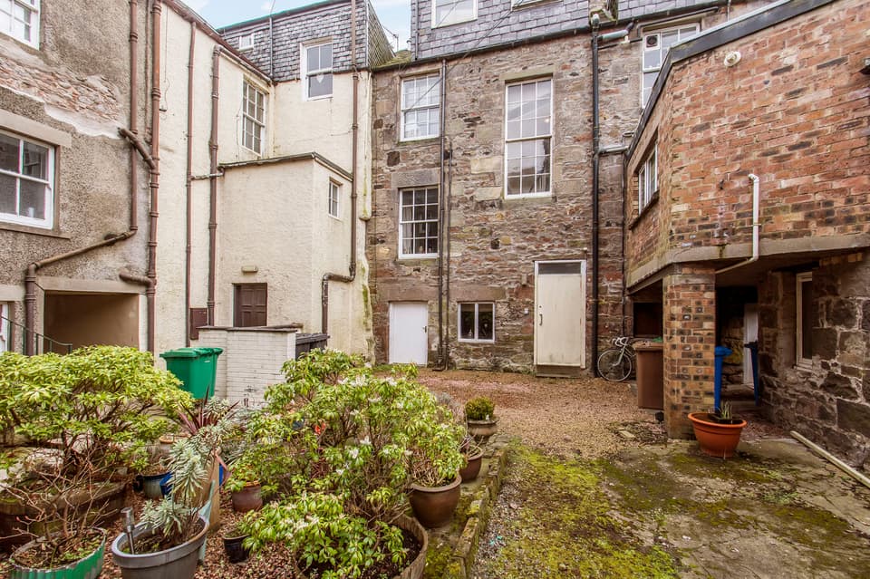 Flat for sale in Cupar 6c, High Street, Newburgh, Cupar Thorntons