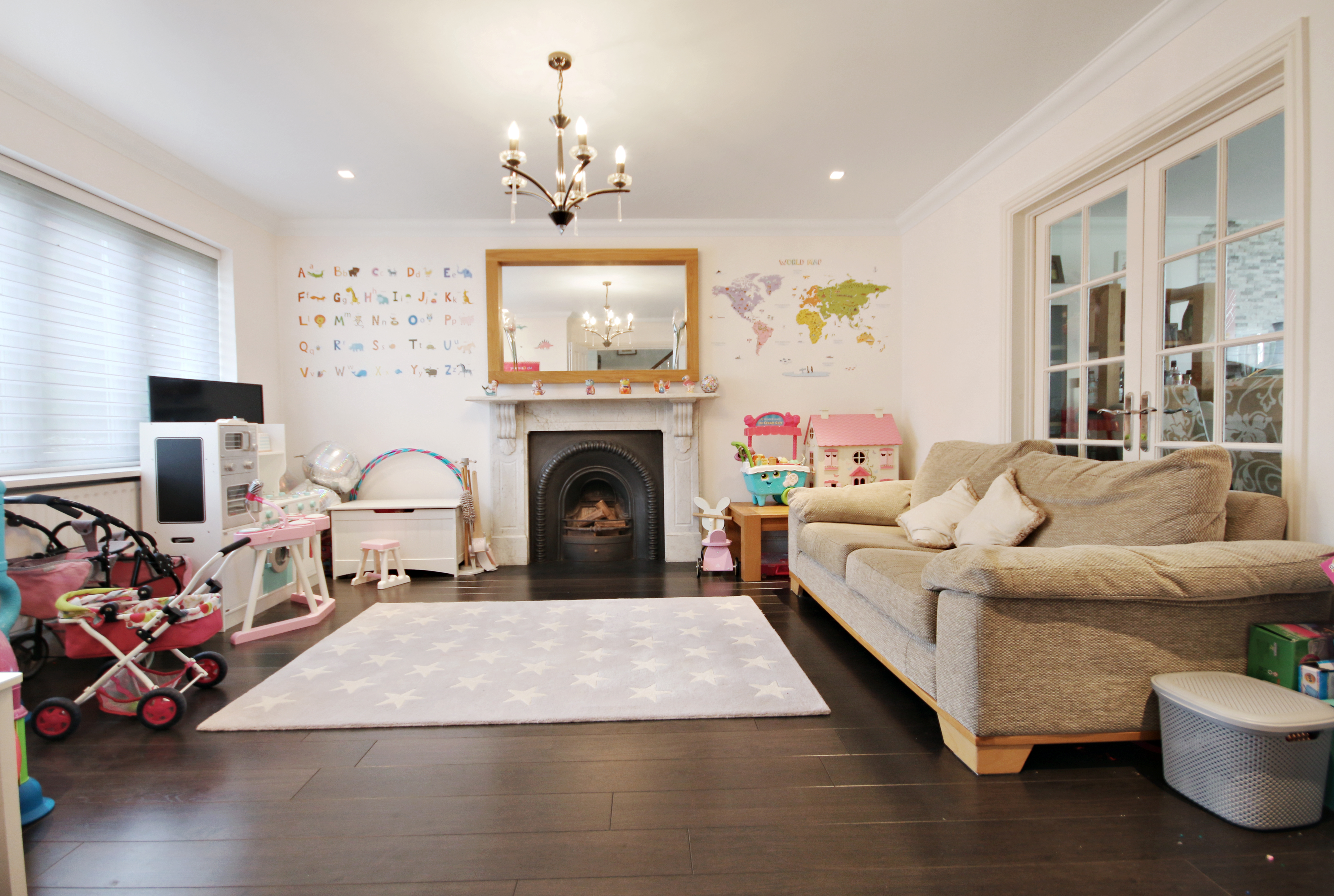 Lincolns Mead, Lingfield, Surrey