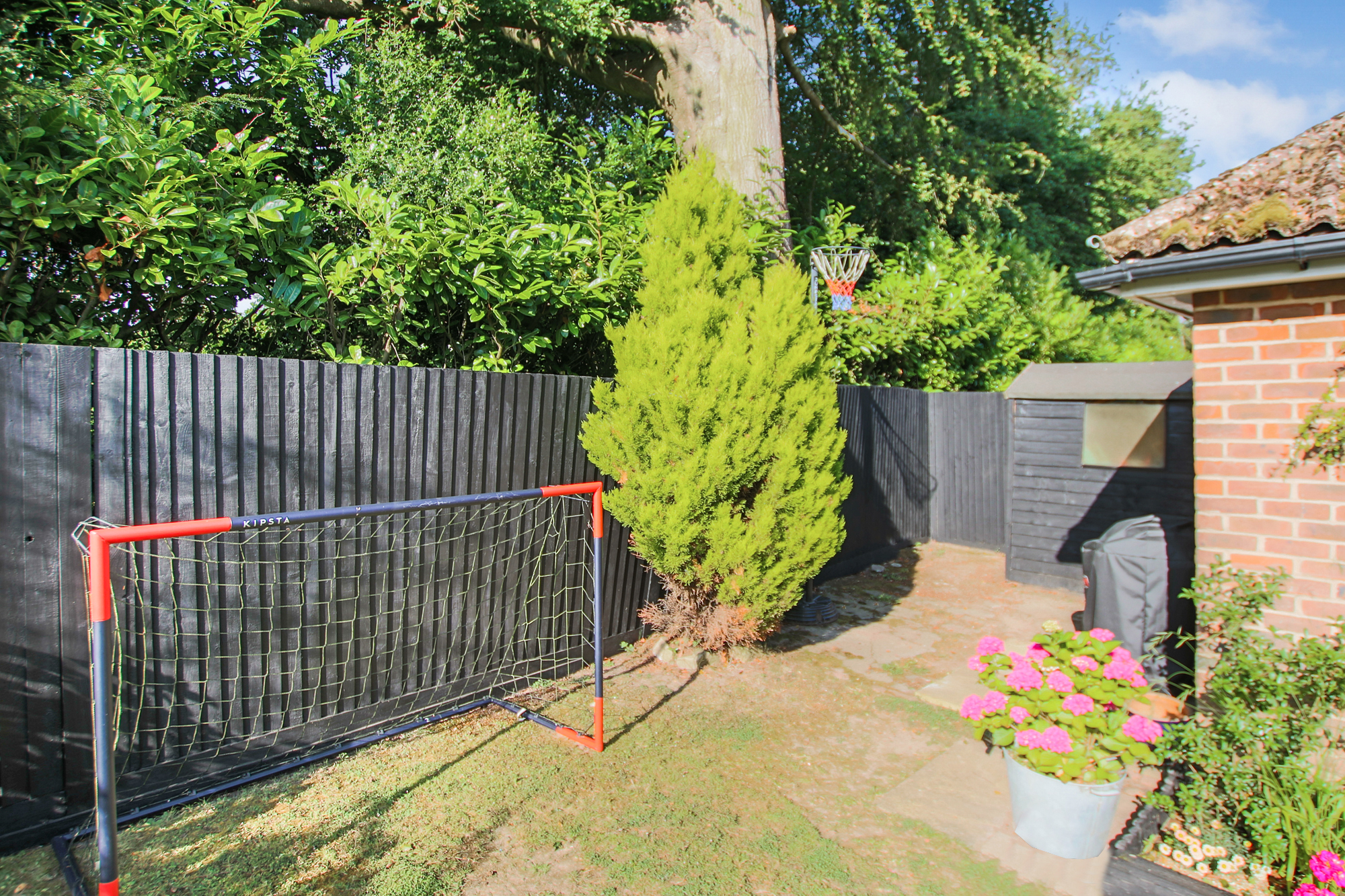 Rowplatt Close, East Grinstead, Surrey