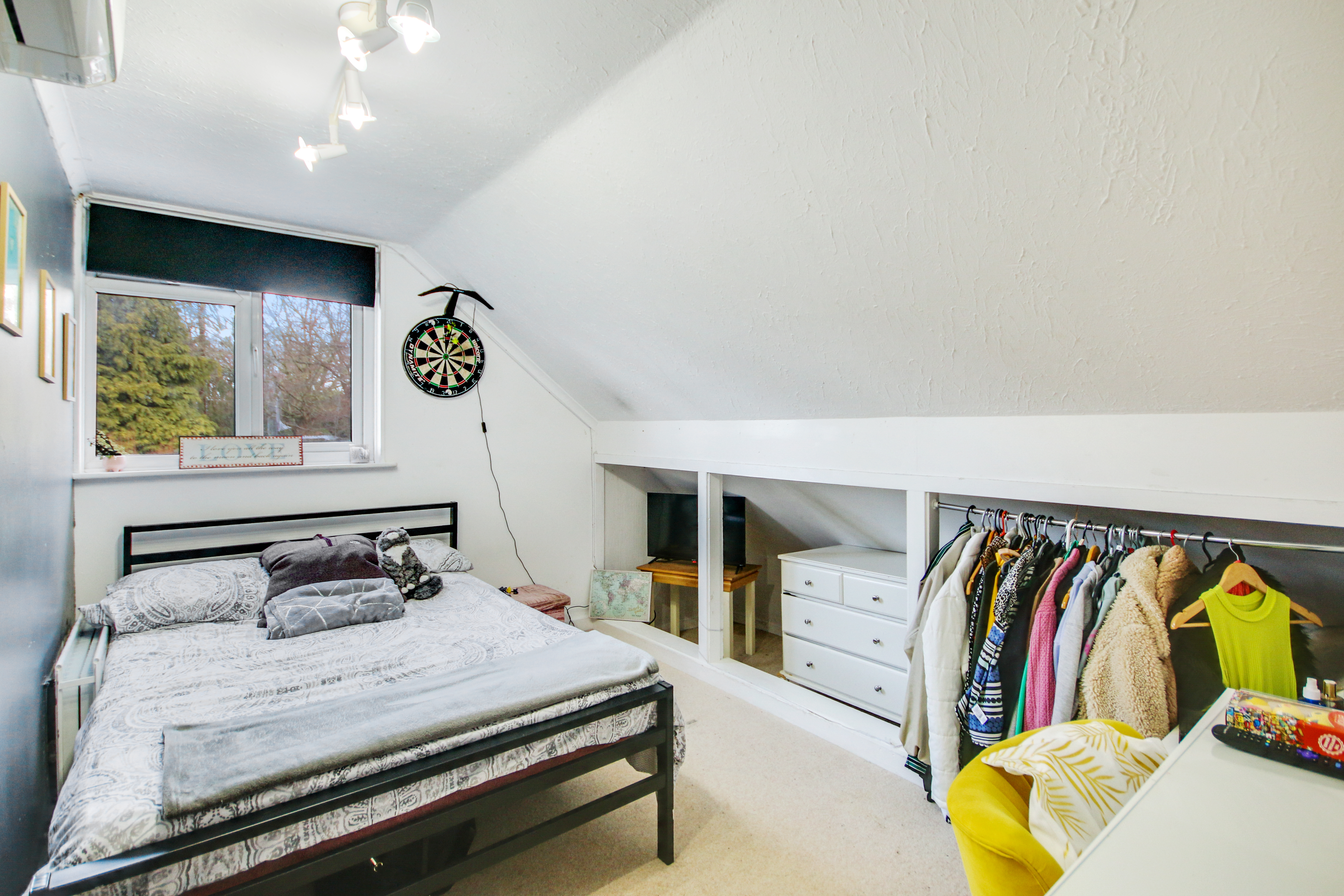 Copthorne Road, Surrey