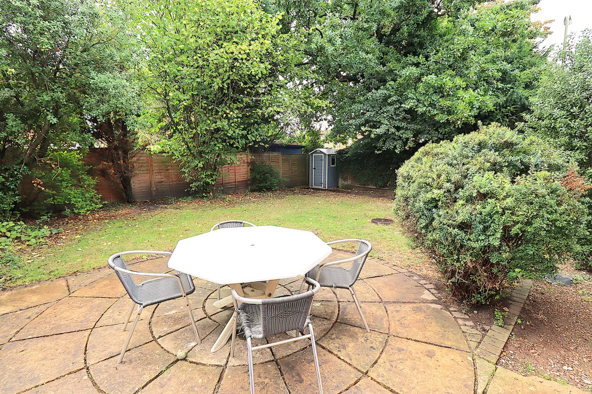  Richmond Close, FARNBOROUGH, GU14 0RH