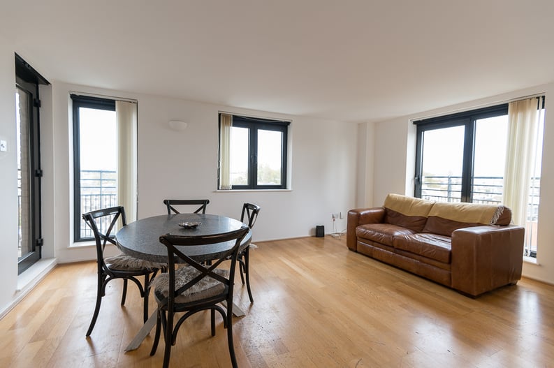 2 bedroom(s) apartment to sale in Cromwell Road, South Kensington-image 1